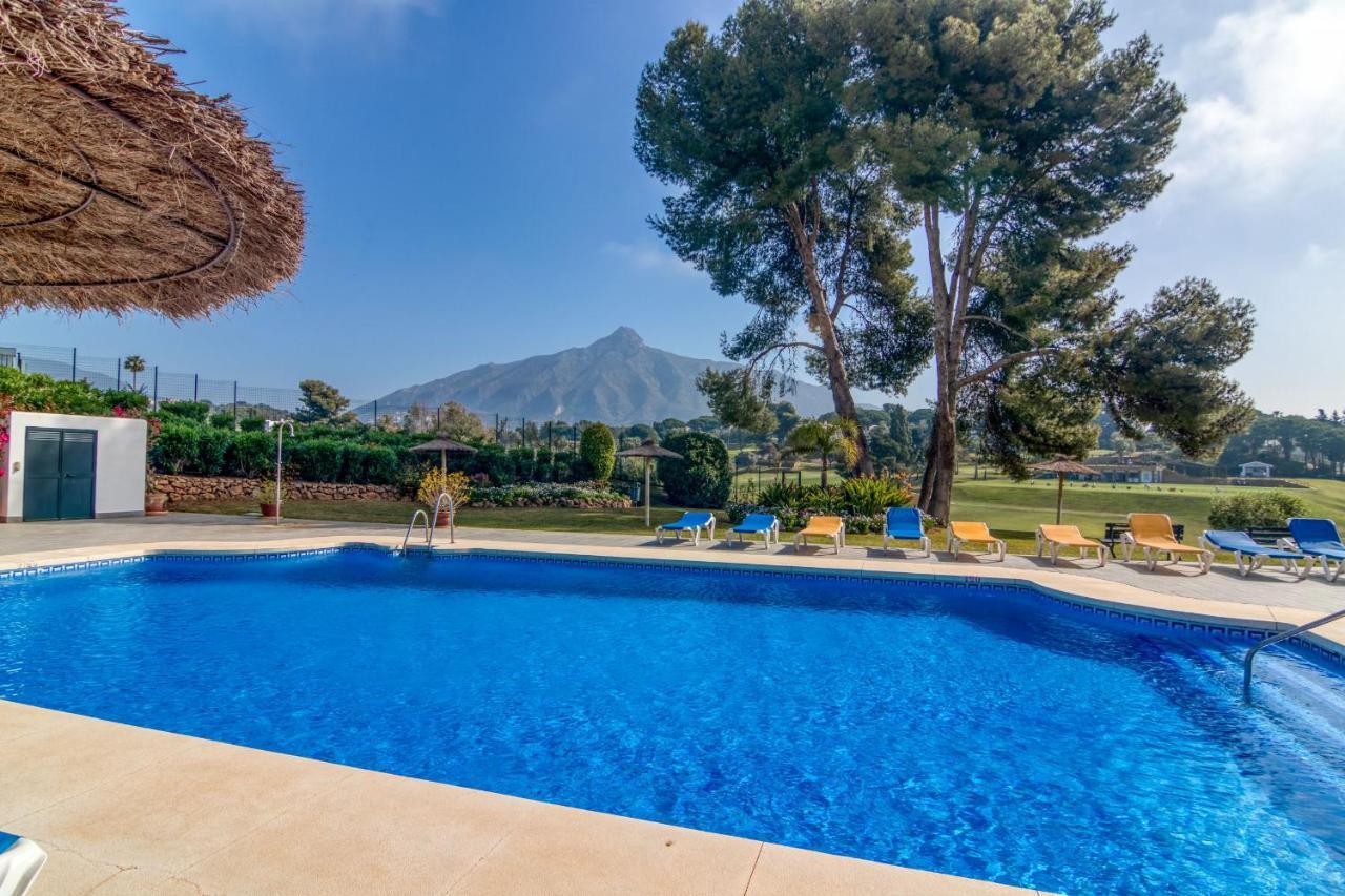 Apartemen Azahara, Marbella